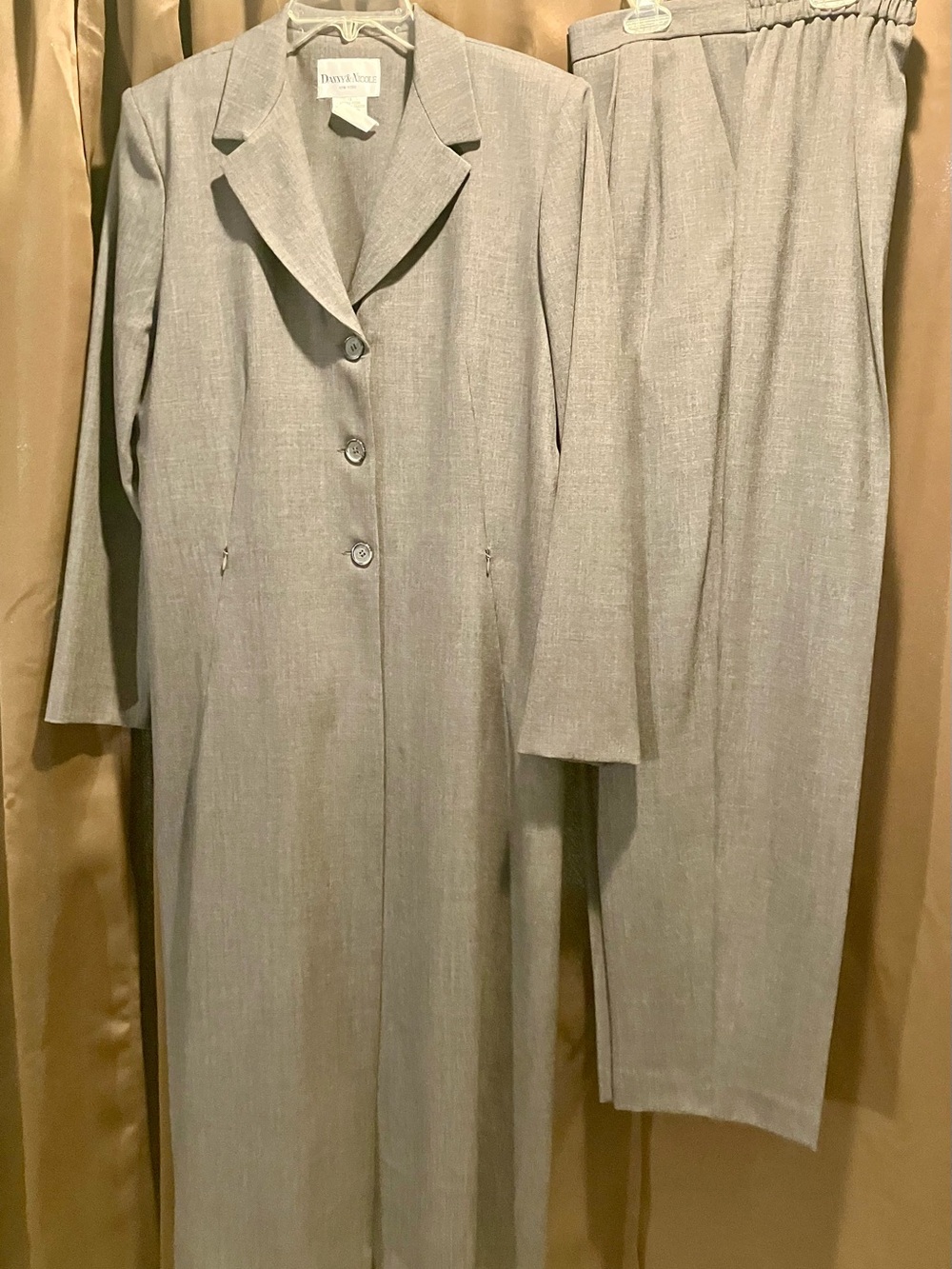Danny & Nicole Gray Two-Piece Polyester Suit Set